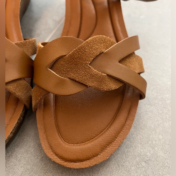 Earth - Herly Woven Strappy Stacked Heel Dress Sandals - Picture 6 of 8